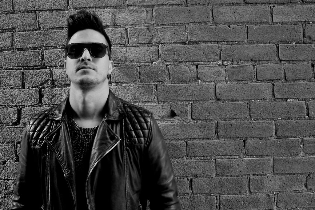 Sishi Rösch shares some of his favorite Club tunes - Electronic Groove