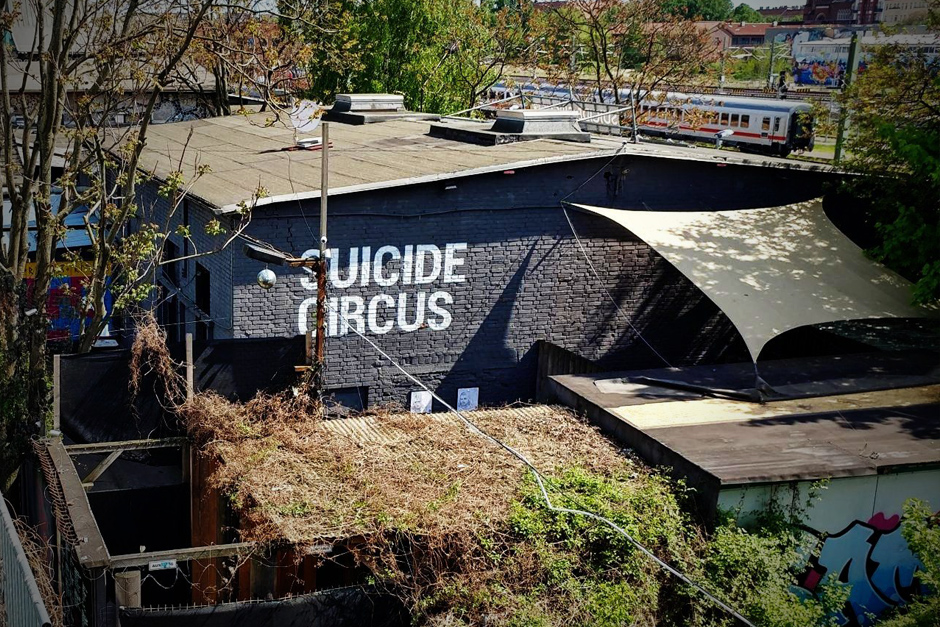 Suicide Club gets physical - Electronic Groove