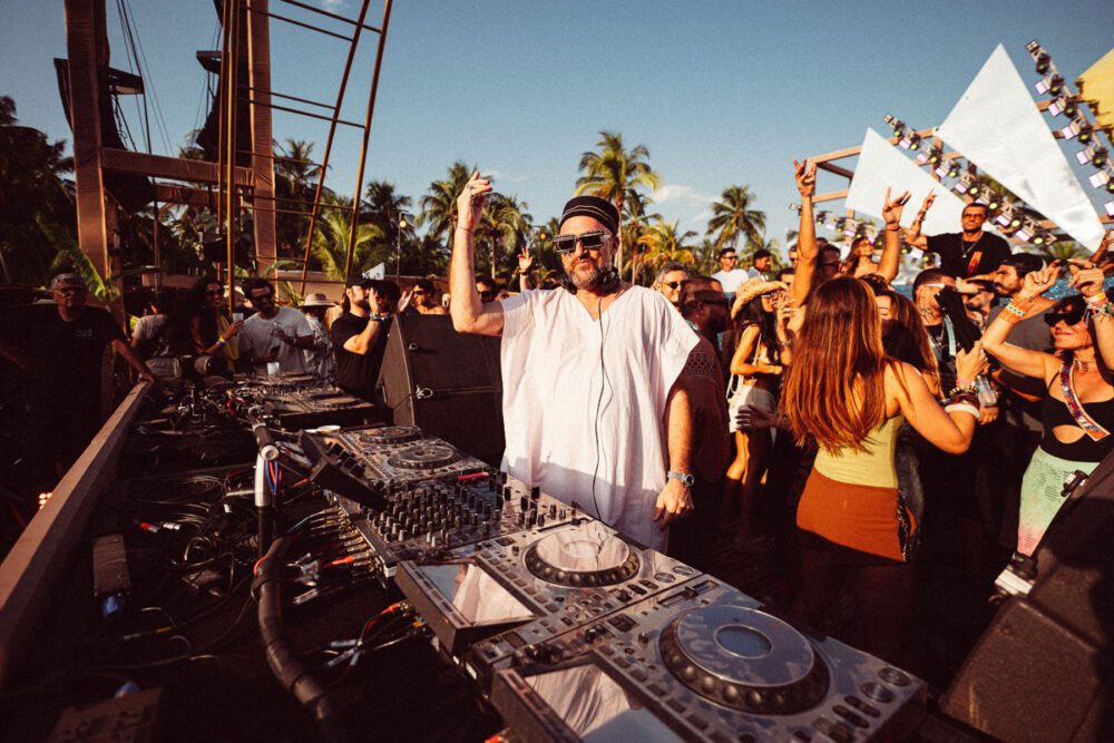 Damian-Lazarus-by-Pedro-Fatore